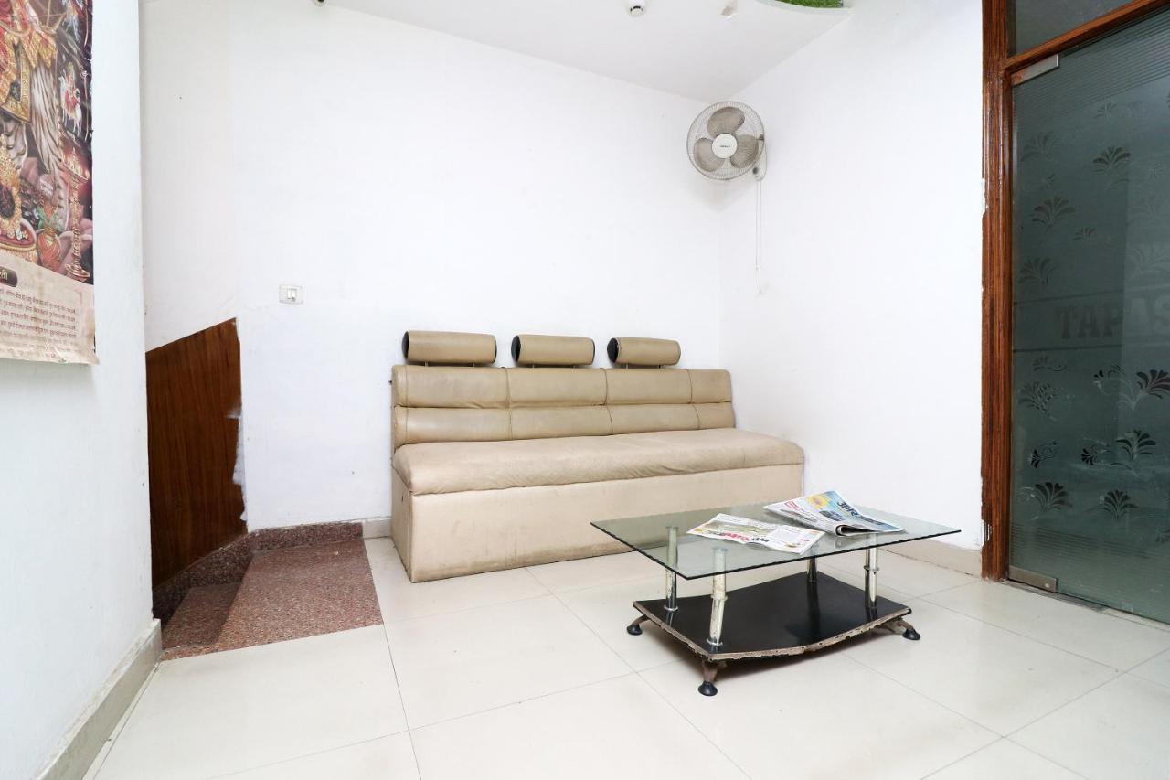 Oyo 24958 Hotel Dayal Belanganj Buitenkant foto